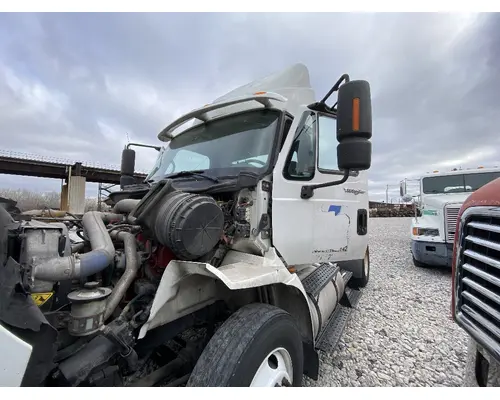 INTERNATIONAL 8600 Cab Assembly