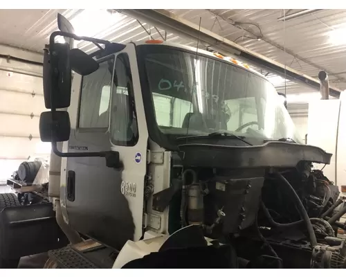 INTERNATIONAL 8600 Cab Assembly