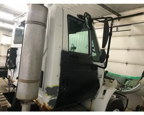 INTERNATIONAL 8600 Cab Assembly