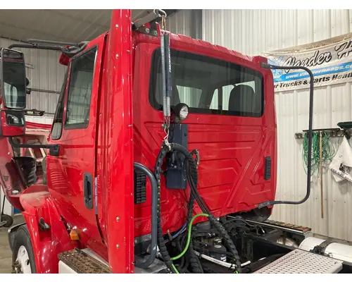 INTERNATIONAL 8600 Cab Assembly