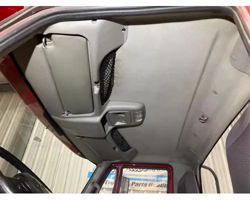 INTERNATIONAL 8600 Cab Assembly