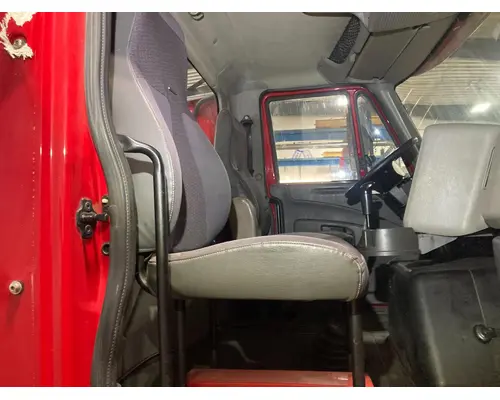 INTERNATIONAL 8600 Cab Assembly