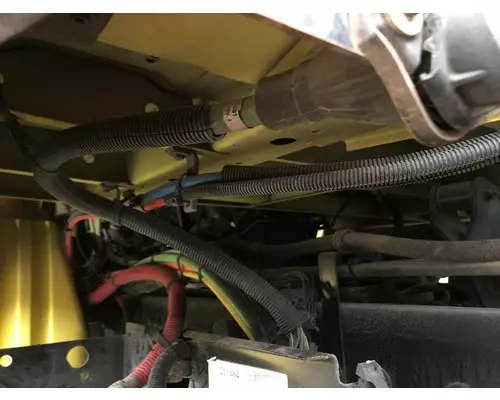 INTERNATIONAL 8600 Cab Assembly