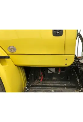 INTERNATIONAL 8600 Cab Assembly