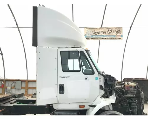 INTERNATIONAL 8600 Cab Assembly