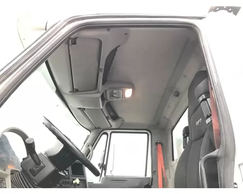 INTERNATIONAL 8600 Cab Assembly