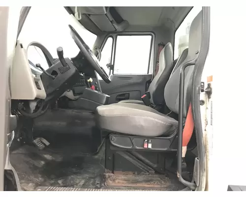 INTERNATIONAL 8600 Cab Assembly