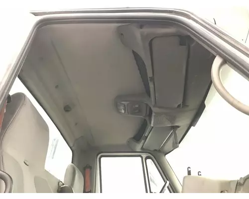 INTERNATIONAL 8600 Cab Assembly