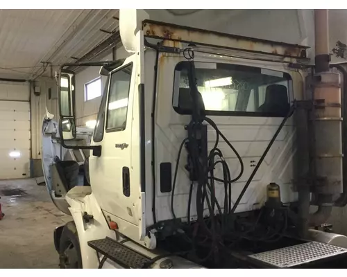 INTERNATIONAL 8600 Cab Assembly