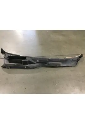 INTERNATIONAL 8600 Cab Assembly