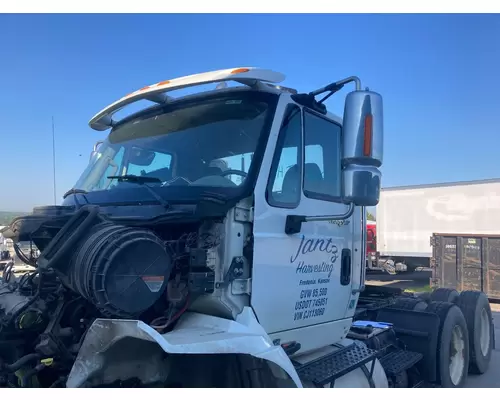 INTERNATIONAL 8600 Cab Assembly