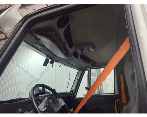 INTERNATIONAL 8600 Cab Assembly