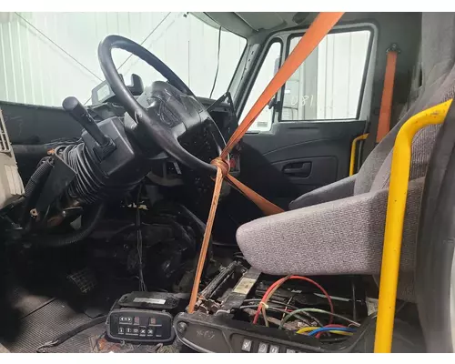 INTERNATIONAL 8600 Cab Assembly