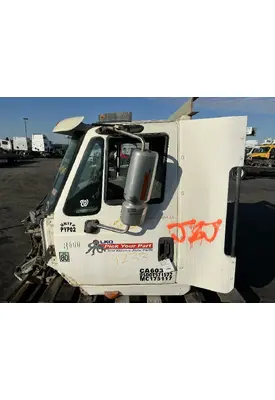 INTERNATIONAL 8600 Cab Assembly