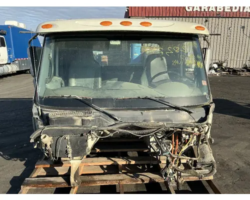 INTERNATIONAL 8600 Cab Assembly