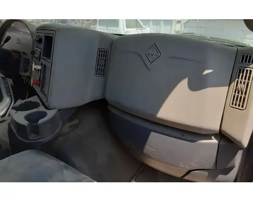 INTERNATIONAL 8600 Cab Assembly