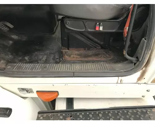 INTERNATIONAL 8600 Cab Misc. Interior Parts