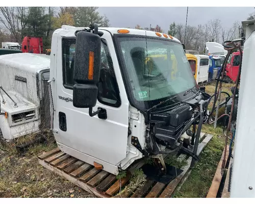 INTERNATIONAL 8600 Cab