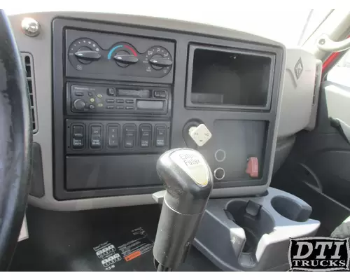 INTERNATIONAL 8600 Cab