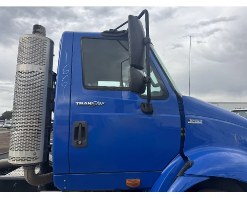 INTERNATIONAL 8600 Cab