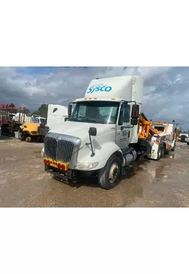 INTERNATIONAL 8600 Cab