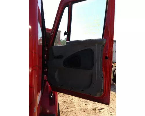 INTERNATIONAL 8600 DOOR ASSEMBLY, FRONT