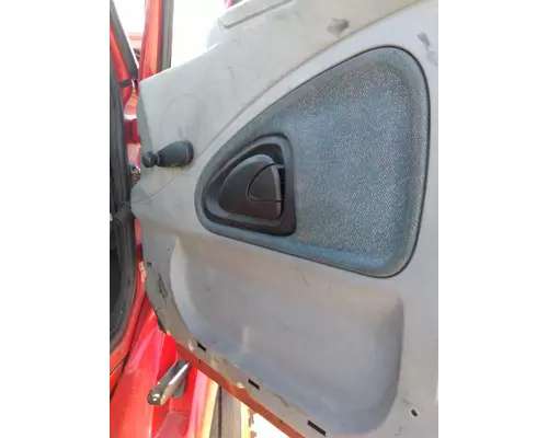 INTERNATIONAL 8600 DOOR ASSEMBLY, FRONT