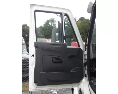 INTERNATIONAL 8600 DOOR ASSEMBLY, FRONT