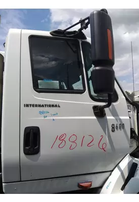 INTERNATIONAL 8600 DOOR ASSEMBLY, FRONT