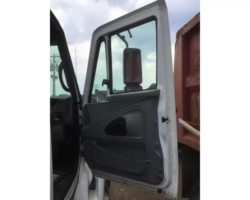 INTERNATIONAL 8600 DOOR ASSEMBLY, FRONT