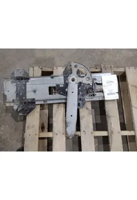 INTERNATIONAL 8600 DOOR WINDOW REGULATOR