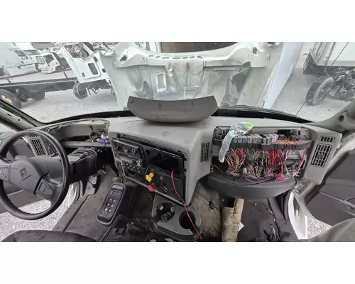 INTERNATIONAL 8600 Dash Assembly