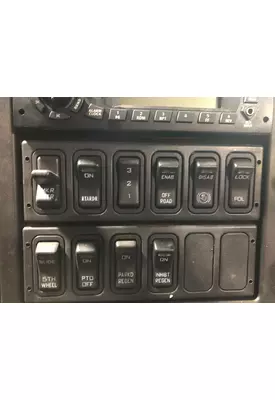 INTERNATIONAL 8600 Dash Assembly