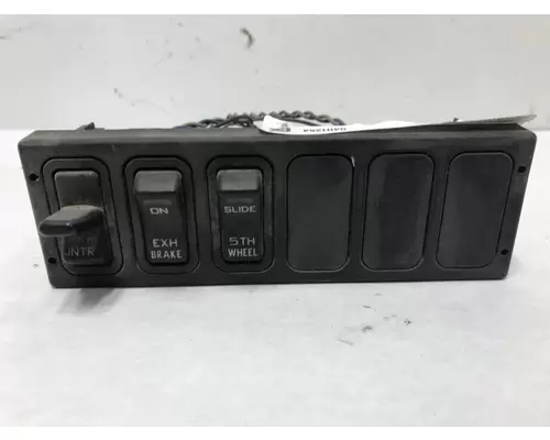 INTERNATIONAL 8600 Dash Assembly