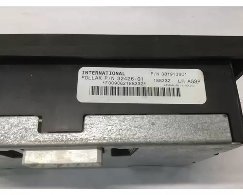 INTERNATIONAL 8600 Dash Assembly