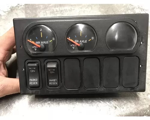 INTERNATIONAL 8600 Dash Assembly