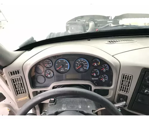 INTERNATIONAL 8600 Dash Assembly