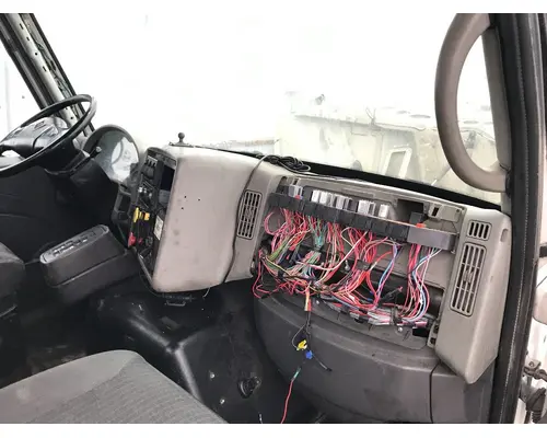 INTERNATIONAL 8600 Dash Assembly