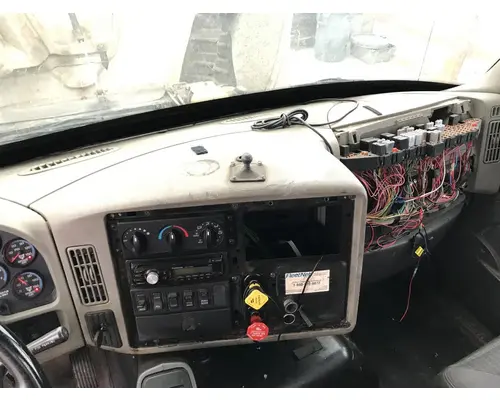INTERNATIONAL 8600 Dash Assembly