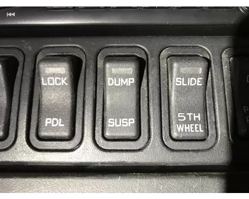 INTERNATIONAL 8600 Dash Assembly