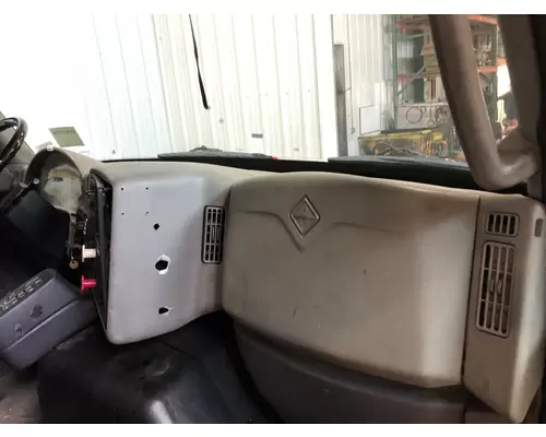 INTERNATIONAL 8600 Dash Assembly