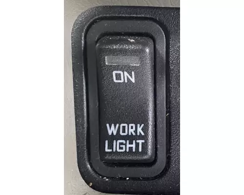 INTERNATIONAL 8600 DashConsole Switch