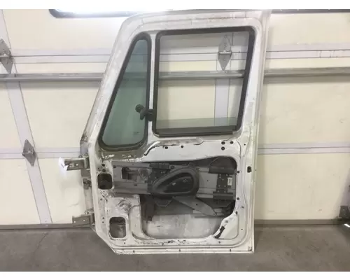 INTERNATIONAL 8600 Door Assembly, Front