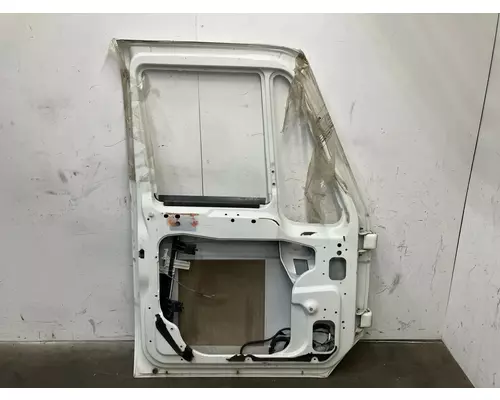 INTERNATIONAL 8600 Door Assembly, Front