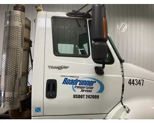 INTERNATIONAL 8600 Door Assembly, Front