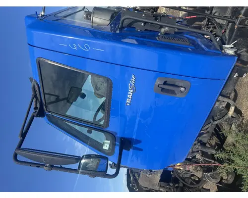 INTERNATIONAL 8600 Door Assembly, Front