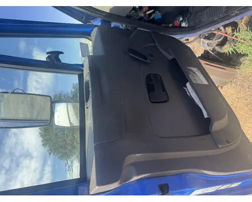 INTERNATIONAL 8600 Door Assembly, Front