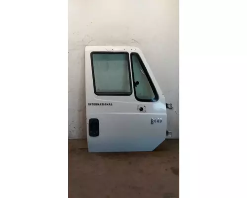 INTERNATIONAL 8600 Door