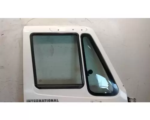 INTERNATIONAL 8600 Door