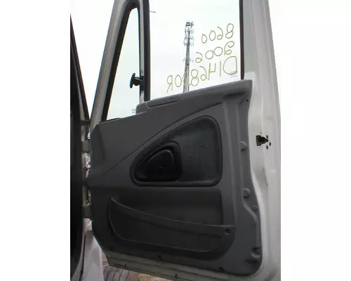 INTERNATIONAL 8600 Doors